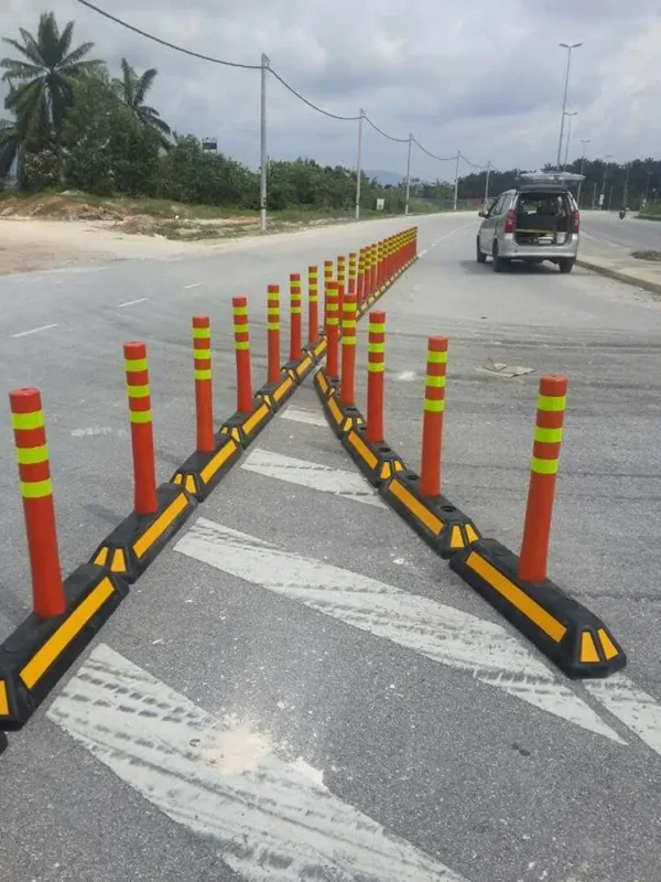 Traffic Lane Seperator - Image 3